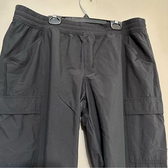 The North Face black lightweight jogger size 16 - Picture 4 of 7